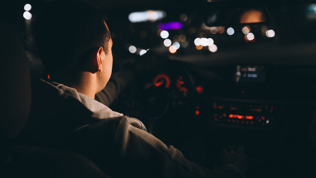 οδήγηση νύχτα - δεν γίνεται στη σχολή οδηγών 