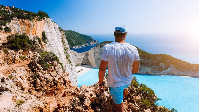 Solo Travelling στην Ελλάδα: 10 Πράγματα που Πρέπει να Προσέχεις